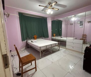 4 bedroom semi-detached house to rent - Photo 4