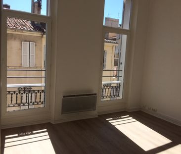 Location appartement Marseille 1er (13001) - Photo 1