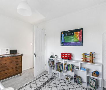 2 bedroom maisonette to rent - Photo 5