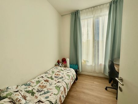 Gelijkvloers appartement met 2 slaapkamers - Foto 3