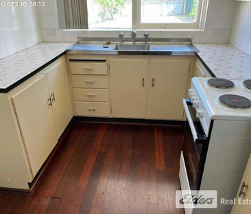 32B Langley Street - Photo 4