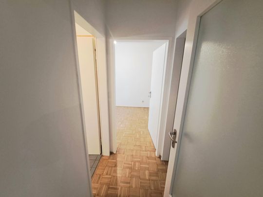Schöne und zentrale 2-Zimmer Wohnung mitLoggia in der Kaisergasse 12 - 14 , Top 8 - Photo 1