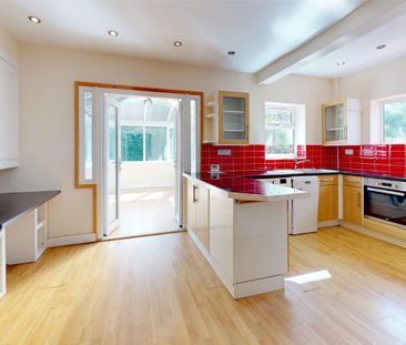 3 bedroom House To Let - Photo 1
