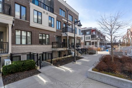 Condo Townhouse For Lease | W8131632 - Photo 2