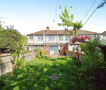 3 bedroom terraced house to rent - Photo 4
