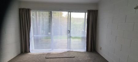 Thermal Two Bedroom Unit - Be Quick - Glenholme - Photo 2