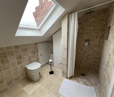 3 bedroom end of terrace house to rent - Photo 5