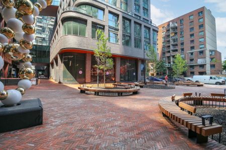 For Lease - 88 Queen Street Unit# 2711, Toronto, Ontario - Photo 3