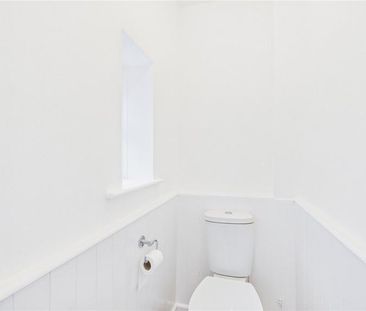 2 bedroom semi-detached house to rent - Photo 6