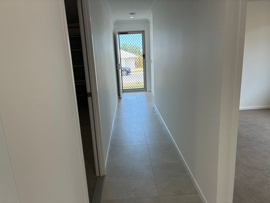 35 Provence Place, Greenbank QLD 4124 - House For Rent | Domain - Photo 1