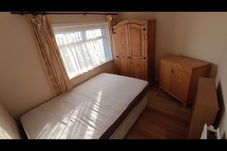 Room in a Shared House, Downton Road, BS4 - Photo 4