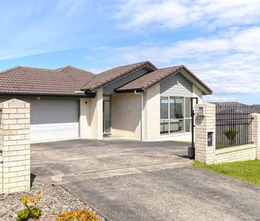 Spacious 5-bedroom family home in Albany - Photo 4