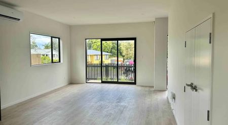 Brand New 3 Bedrooms Home! - Photo 5