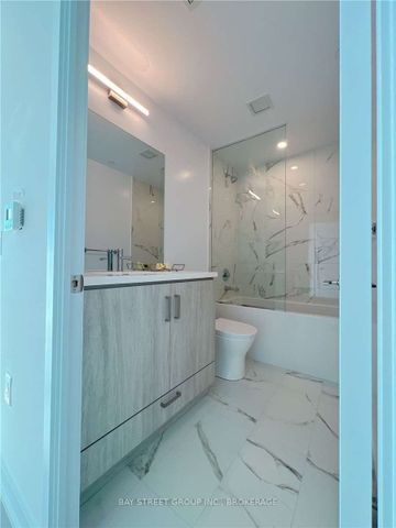 For Lease - 10 Honeycrisp Crescent Unit# 1709, Vaughan, Ontario - Photo 4