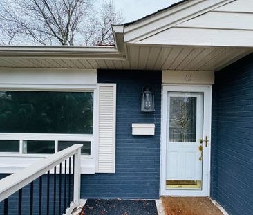 For Lease - 12 Creskwick Court Unit# Main, Barrie, Ontario - Photo 6