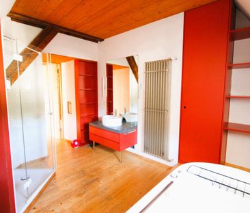 Coherent 2.5-storey apartment with gallery and a lot of charm - Foto 3