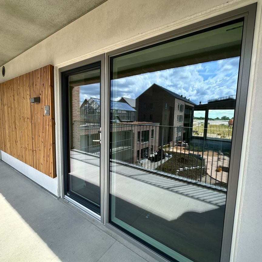 Moderne 2-værelses lejlighed med altan i Nørresundby - Photo 1