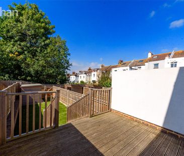 4 bedroom terraced house to rent - Photo 3