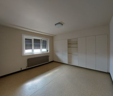 Ruime woning met 3 slaapkamers, tuin en garage. - Foto 6