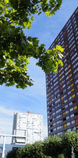 Ihre neue Gewerbefläche nebem dem Shoppi Tivoli - Photo 1