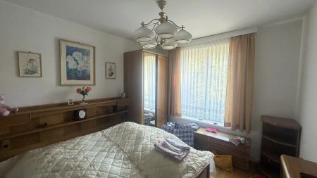 Nahe Schönbrunn: 2-Zimmer-Wohnung mit Balkon und Wintergarten, sowie ein opt. Stellplatz! - Photo 2