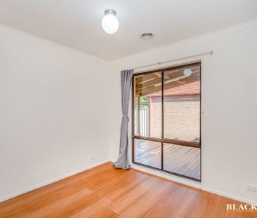 115 Keverstone Circuit, Isabella Plains ACT 2905 - House For Rent |... - Photo 4