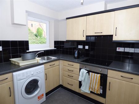 2 bedroom apartment to rent - Photo 4