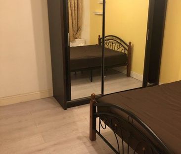 1 bedroom in a house share to rent - Photo 5