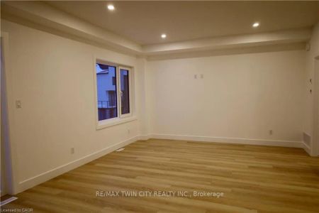 4255 Lismer Lane #17 - Photo 2