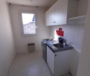 Location Appartement 1 pièce 28m² POITIERS 86000 - Photo 3