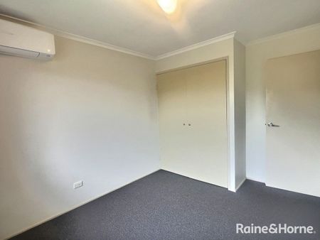 13/15 Roberts Street, South Gladstone, QLD 4680 - Photo 4