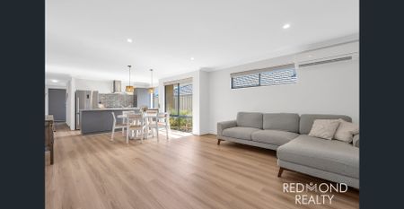 Modern 3x2 with Theatre! - Photo 3