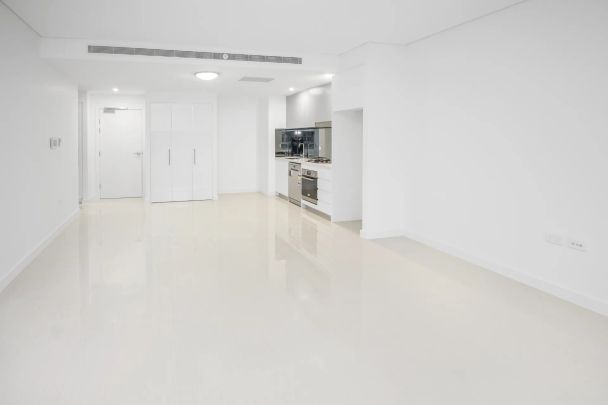 Modern Apartment By The River - Photo 1