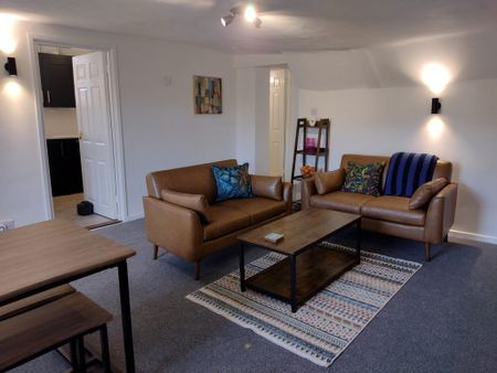 2 bedroom apartment to rent - Photo 3