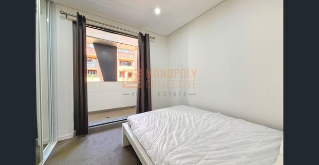 FULLY FURNISHED 1 BEDROOM - INTERNET INCLUDED - Photo 1