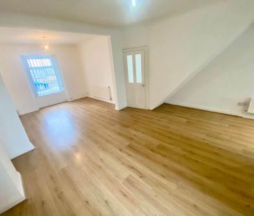 3 bedroom house to rent - Photo 2