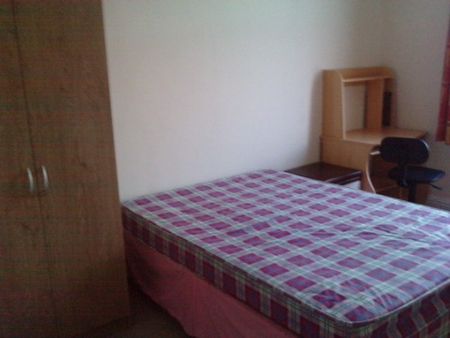 3 Bed Flat To Let - Student Accommodation Portsmouth - Photo 5