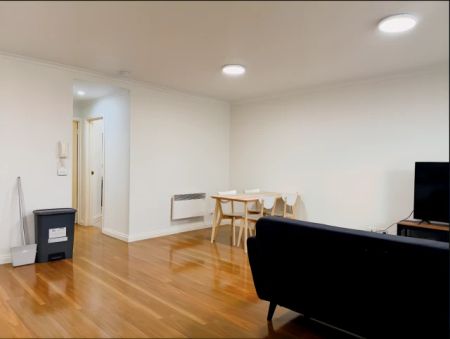 Secondary bedroom - Photo 3