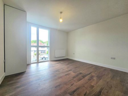 4 bedroom apartment to rent - Photo 4