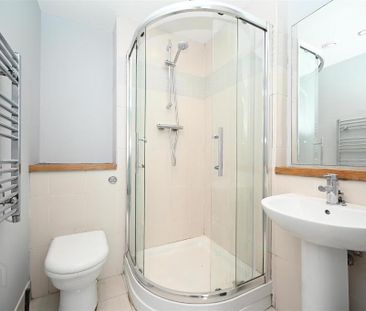 4.08 Obel Tower, 62 Donegall Quay, Belfast, BT1 3NG - Photo 6