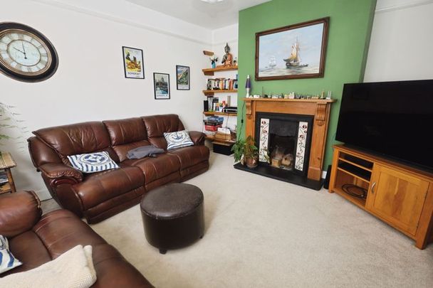 Oswald Road, Bournemouth - Photo 1