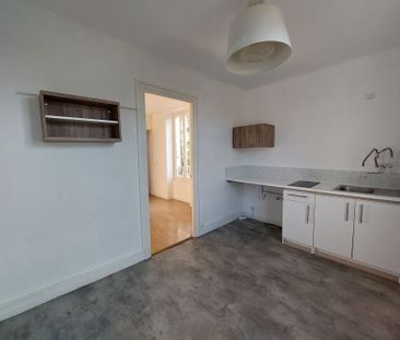 Appartement CORBEIL-ESSONNES - Photo 3