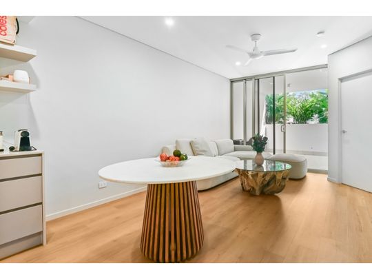 Victoria Street, West End - Photo 1