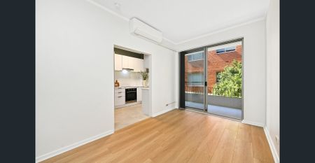 LUXURY RENOVATION - Photo 3