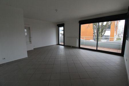 Location appartement 4 pièces, 101.93m², Dijon - Photo 3