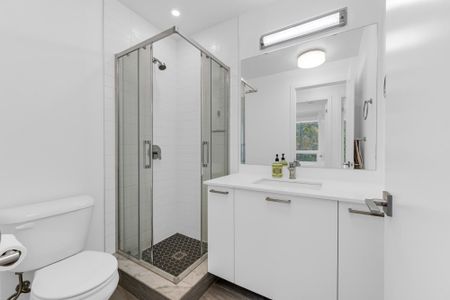 For Lease - 479 Charlton Avenue Unit# 503, Hamilton, Ontario - Photo 3