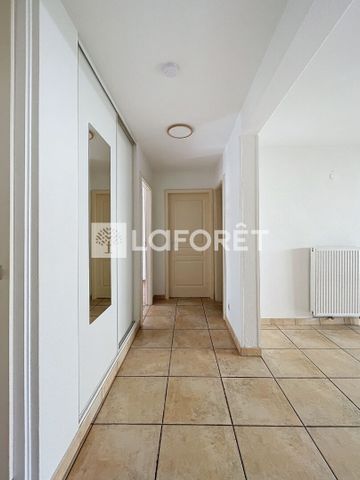 Apartment - Photo 4