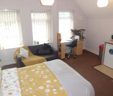 Studio to rent - Photo 6