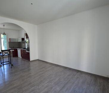 Location Appartement 3 pièces 68m² BASTIA 20200 - Photo 2