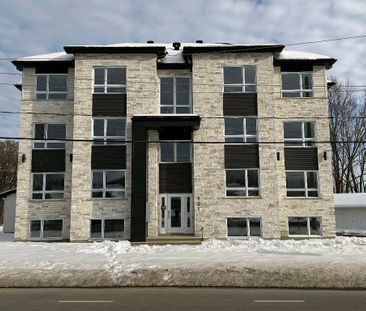 Appartement 51/2 neuf à louer - Photo 2